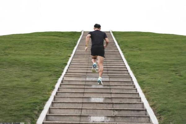 福鼎体育中心提供的救生员培训课程详解(图1)